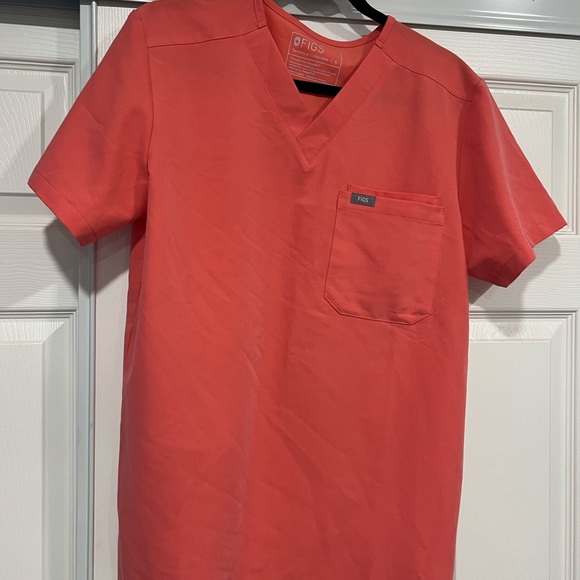 Figs Coral Scrub Set Men’s Small - Picture 4 of 5